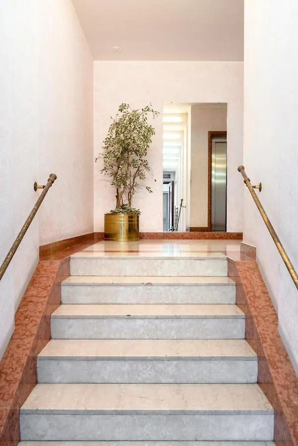 Design House 15Min To City - Wifi & Free Parking Apartment Verona Italy