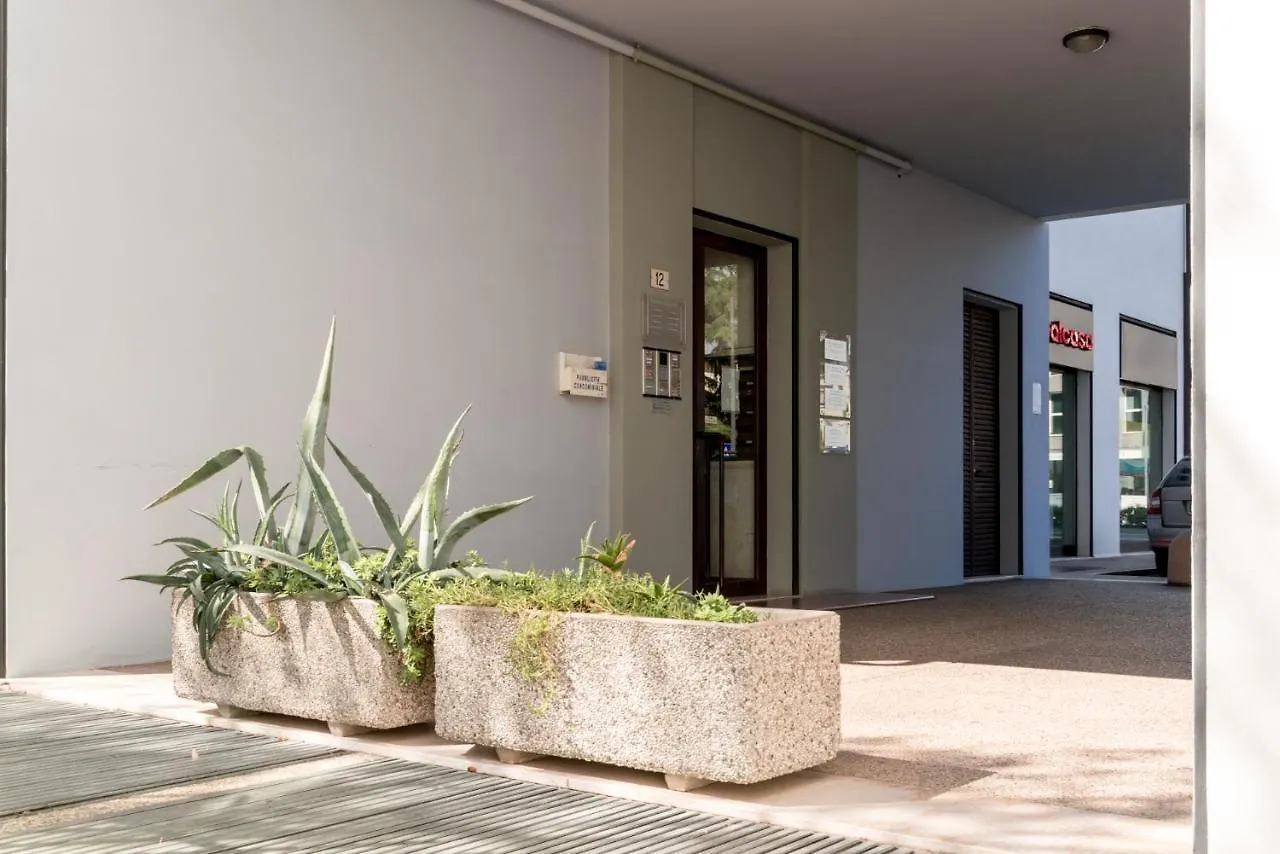Design House 15Min To City - Wifi & Free Parking Apartment Verona 0*,